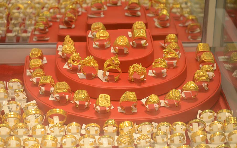 Gold In Myanmar Pure gold price falls on tracking spot gold price dip - Global New ...