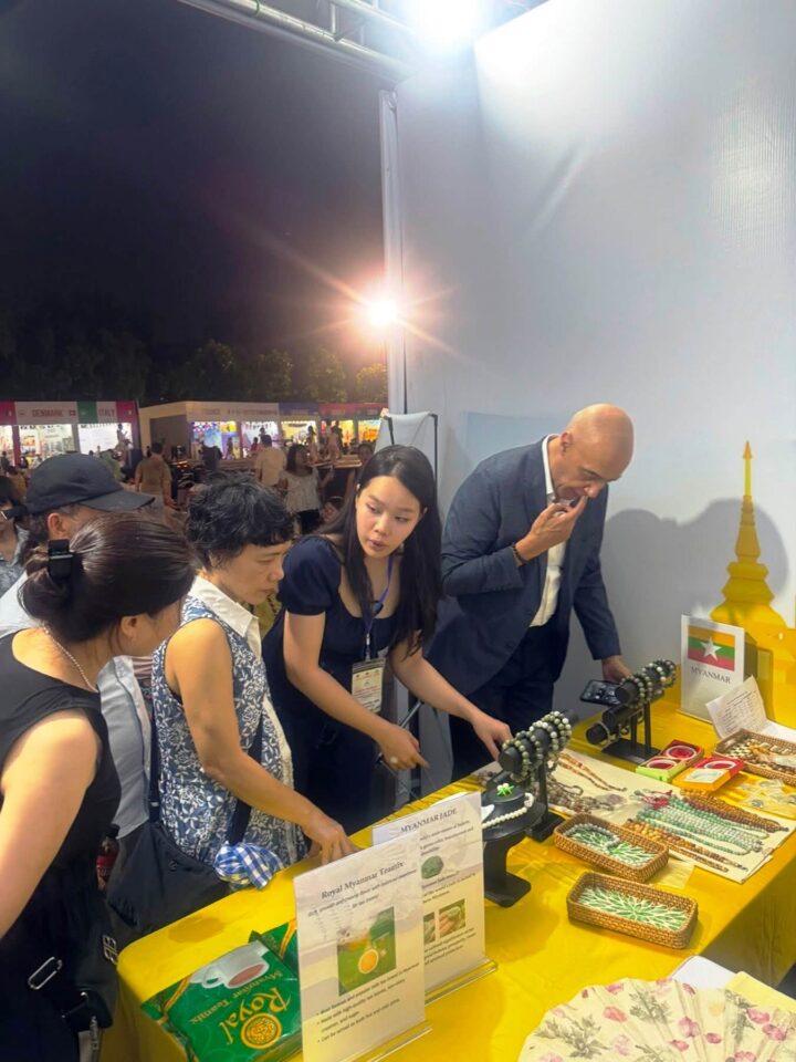 Myanmar’s cultural dance showcased at Hanoi’s 2nd Cultures of World Festival 1 1000151794