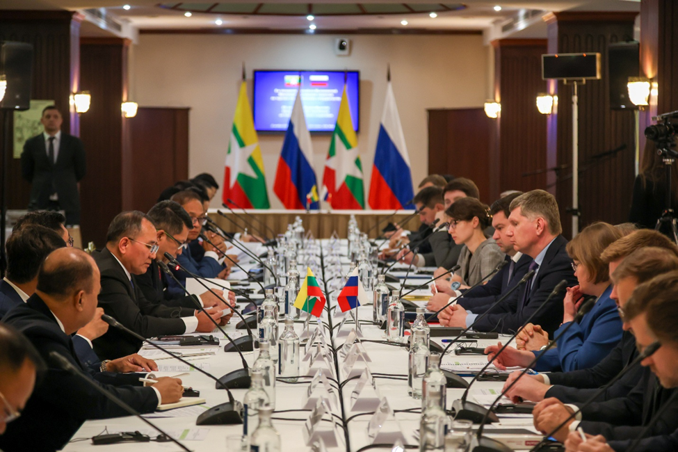 Myanmar Teamwork MNPIFER Union Minister leads Myanmar delegation to attend 6th Russia ...